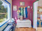 2711 Hemlock Drive - Photo 4