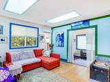 2711 Hemlock Drive - Photo 7