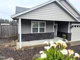 5294 Voyage Avenue - Photo 3