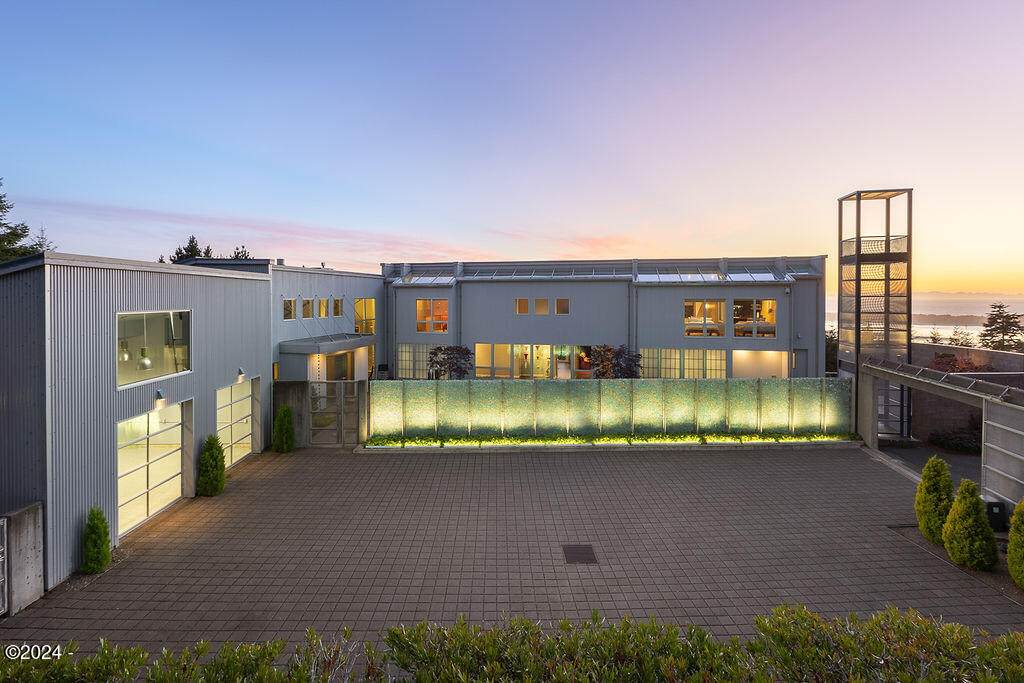 179 Siletz Highway - Photo 1