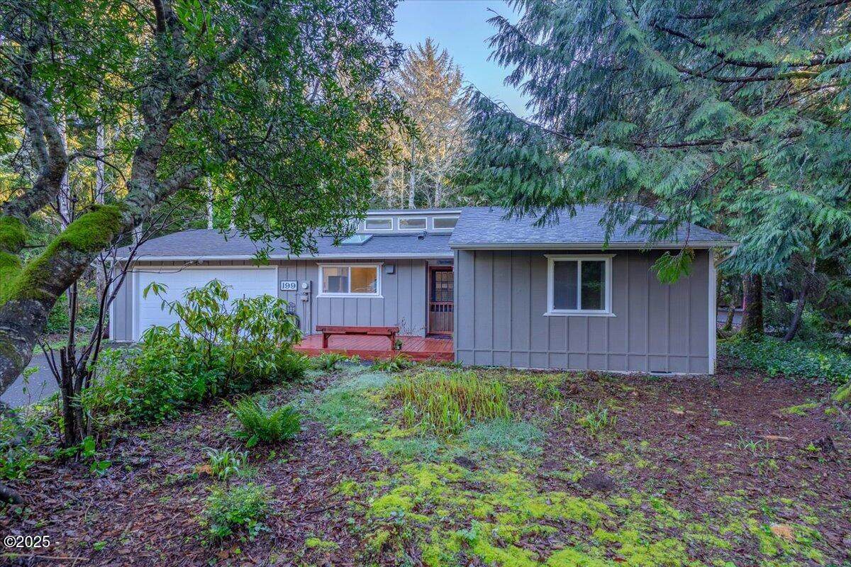 199 The Pines Drive - Photo 1