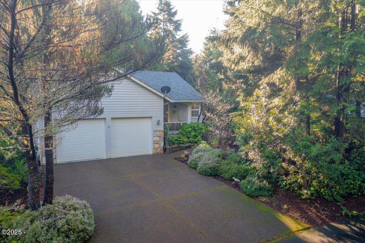 140 Gull Station - Photo 1