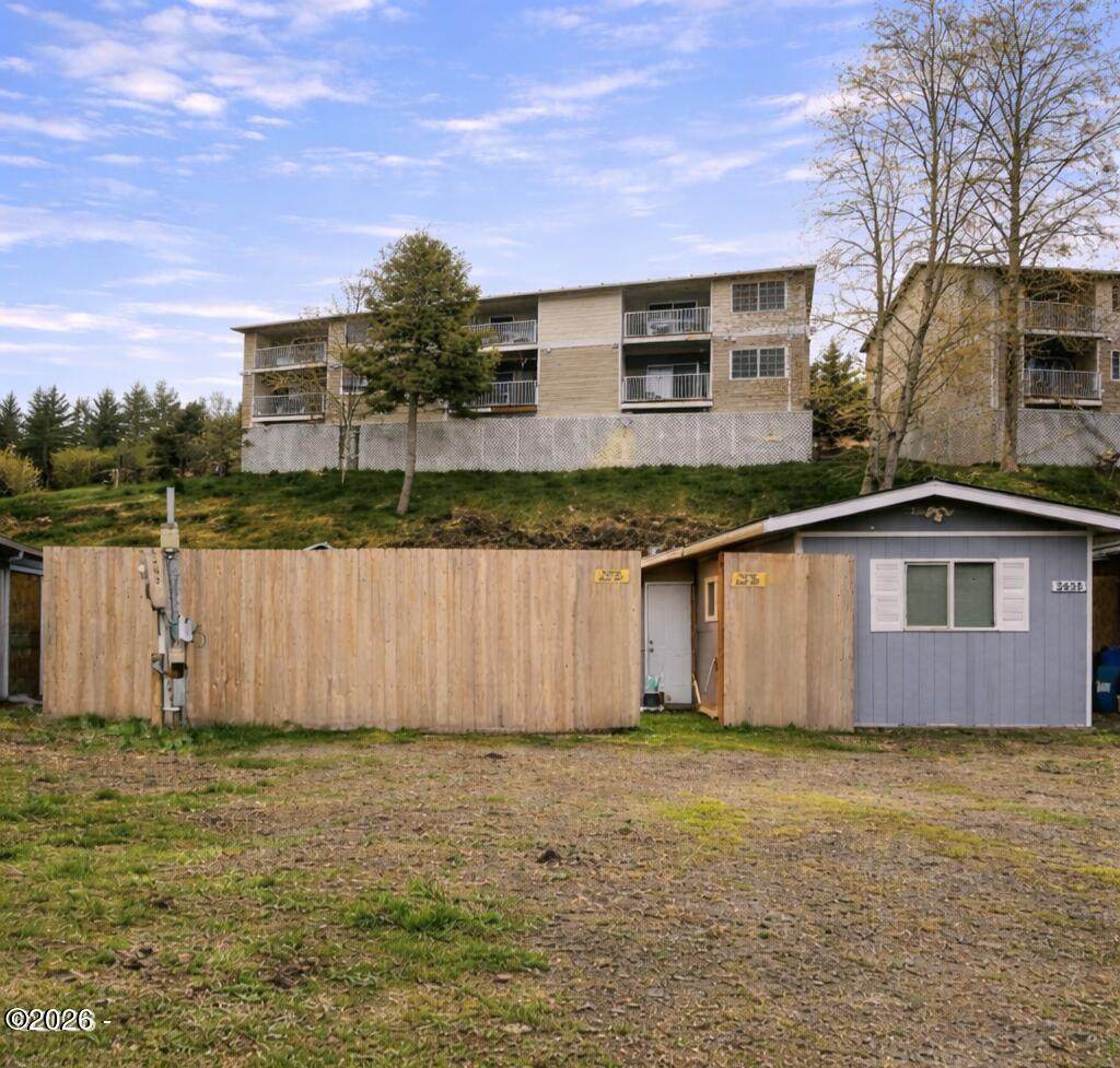 2433 29th Street - Photo 1