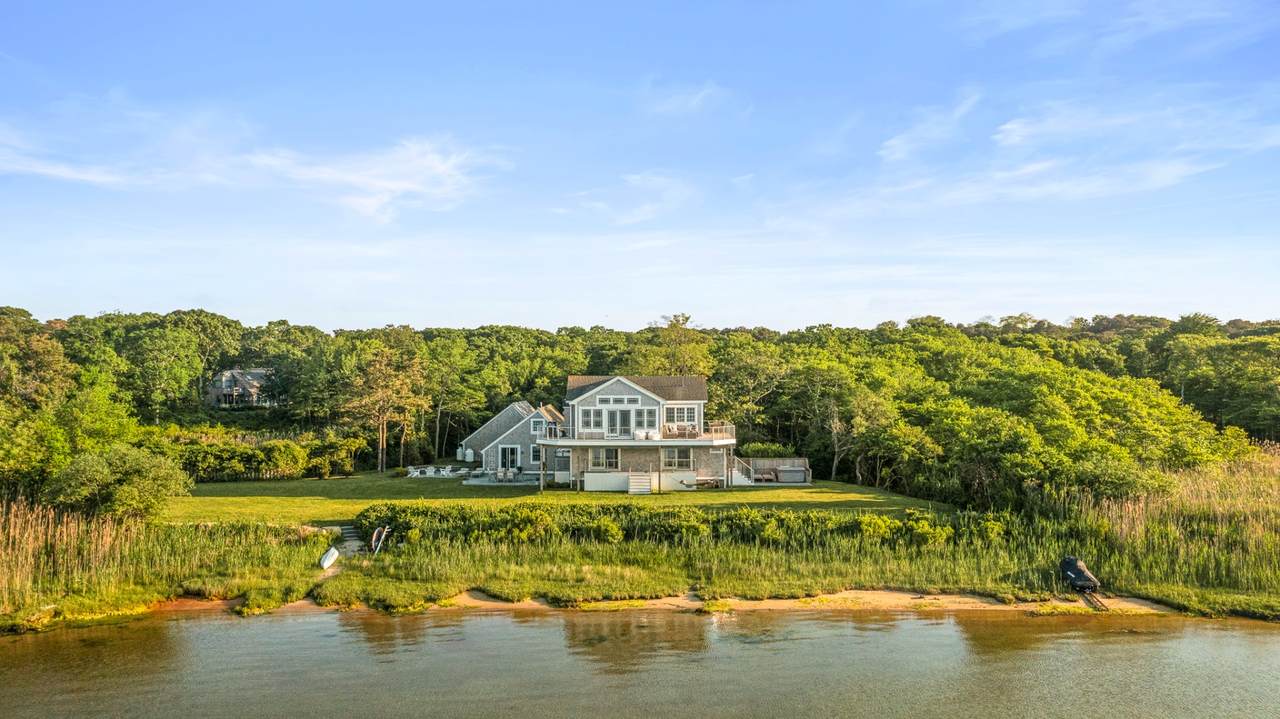 135 The Boulevard & 110 Pilgrim Road - Photo 1