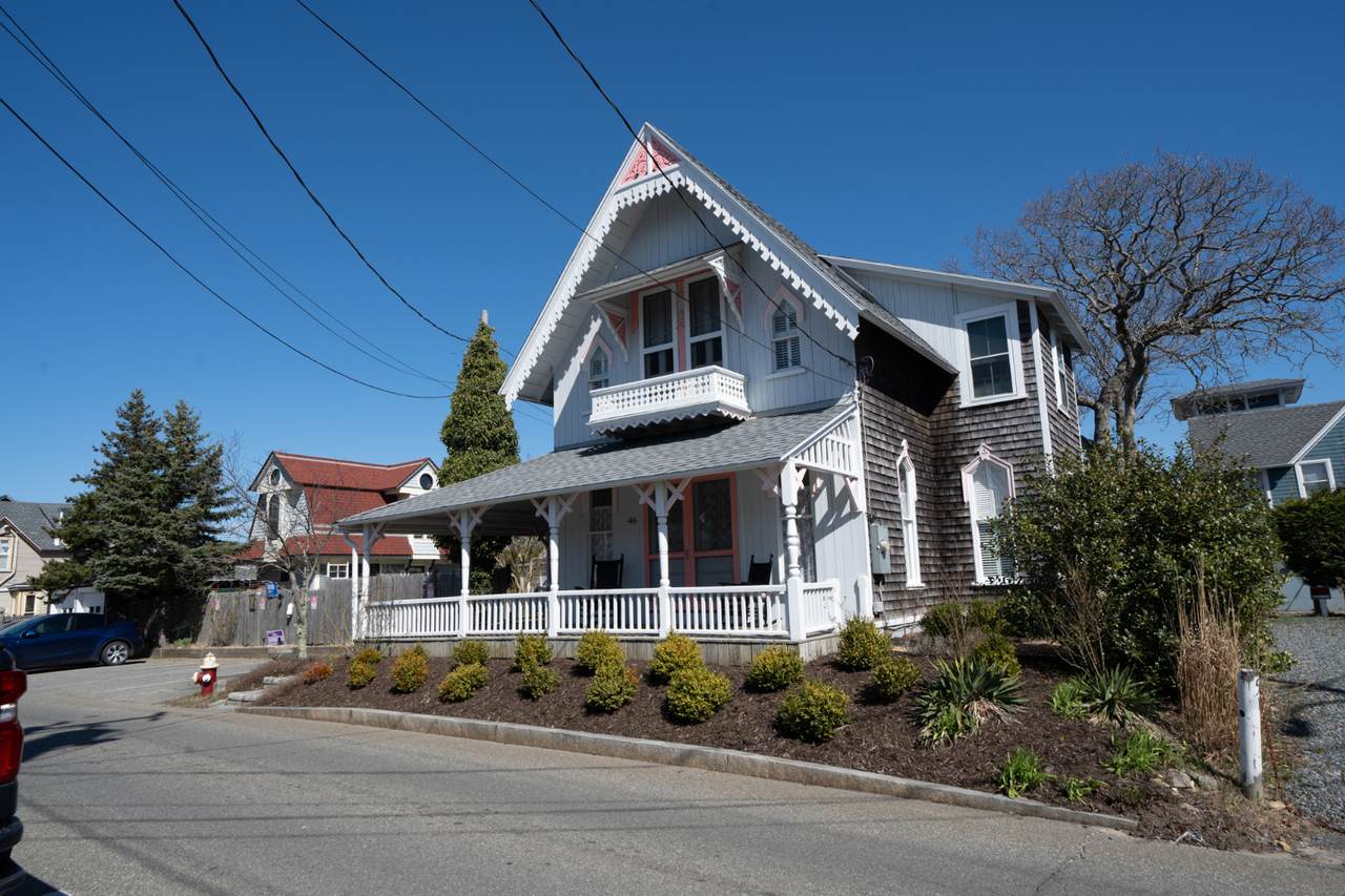 46 Kennebec Avenue - Photo 1