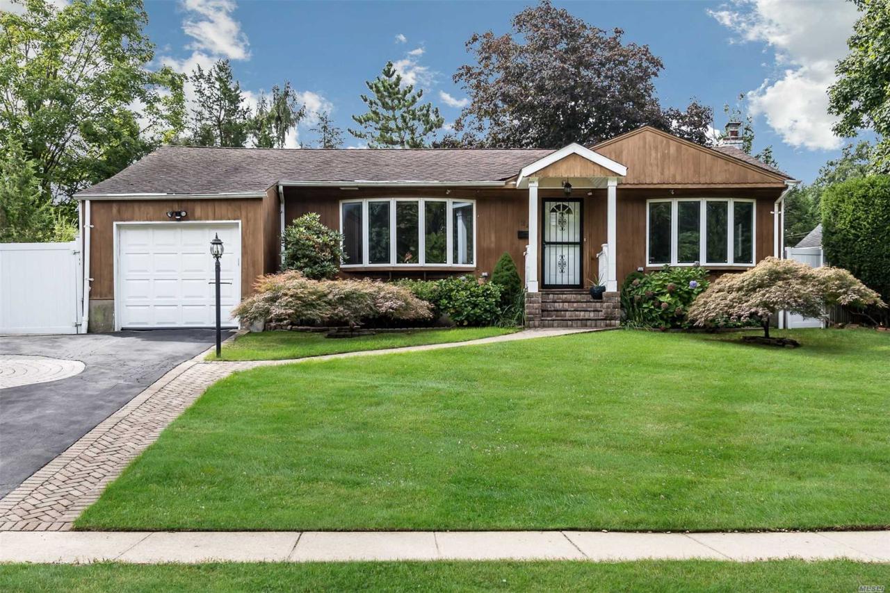 24 Renee Rd - Photo 1