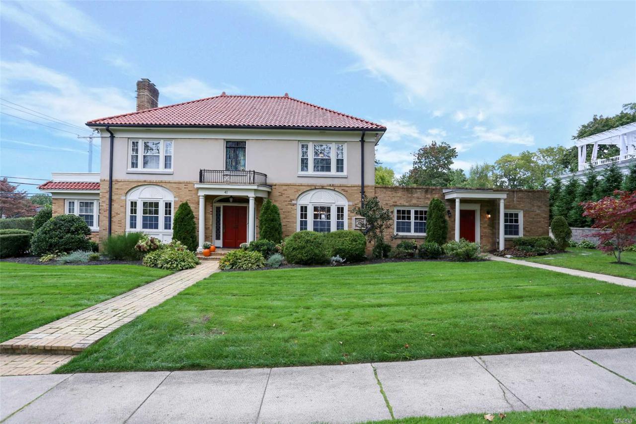 41 Fairview St - Photo 1