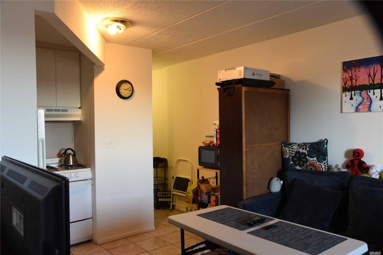 143-51 Roosevelt Ave - Photo 1
