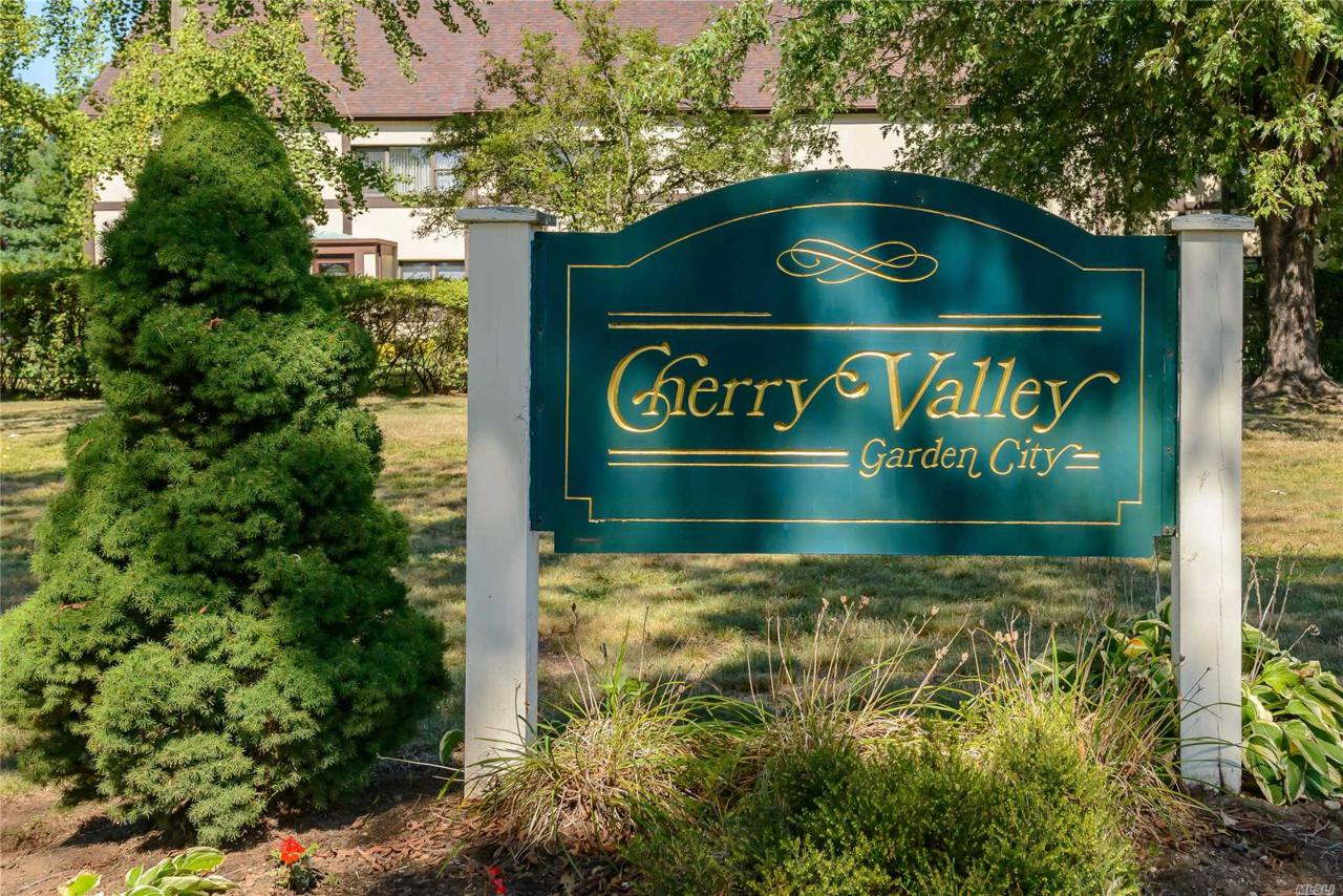 286 Cherry Valley Ave - Photo 1