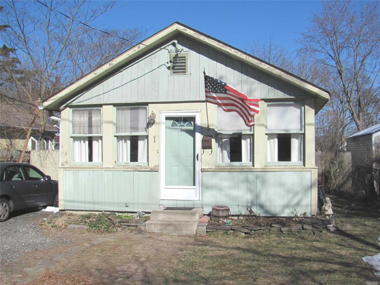 1 Jean Ct - Photo 1