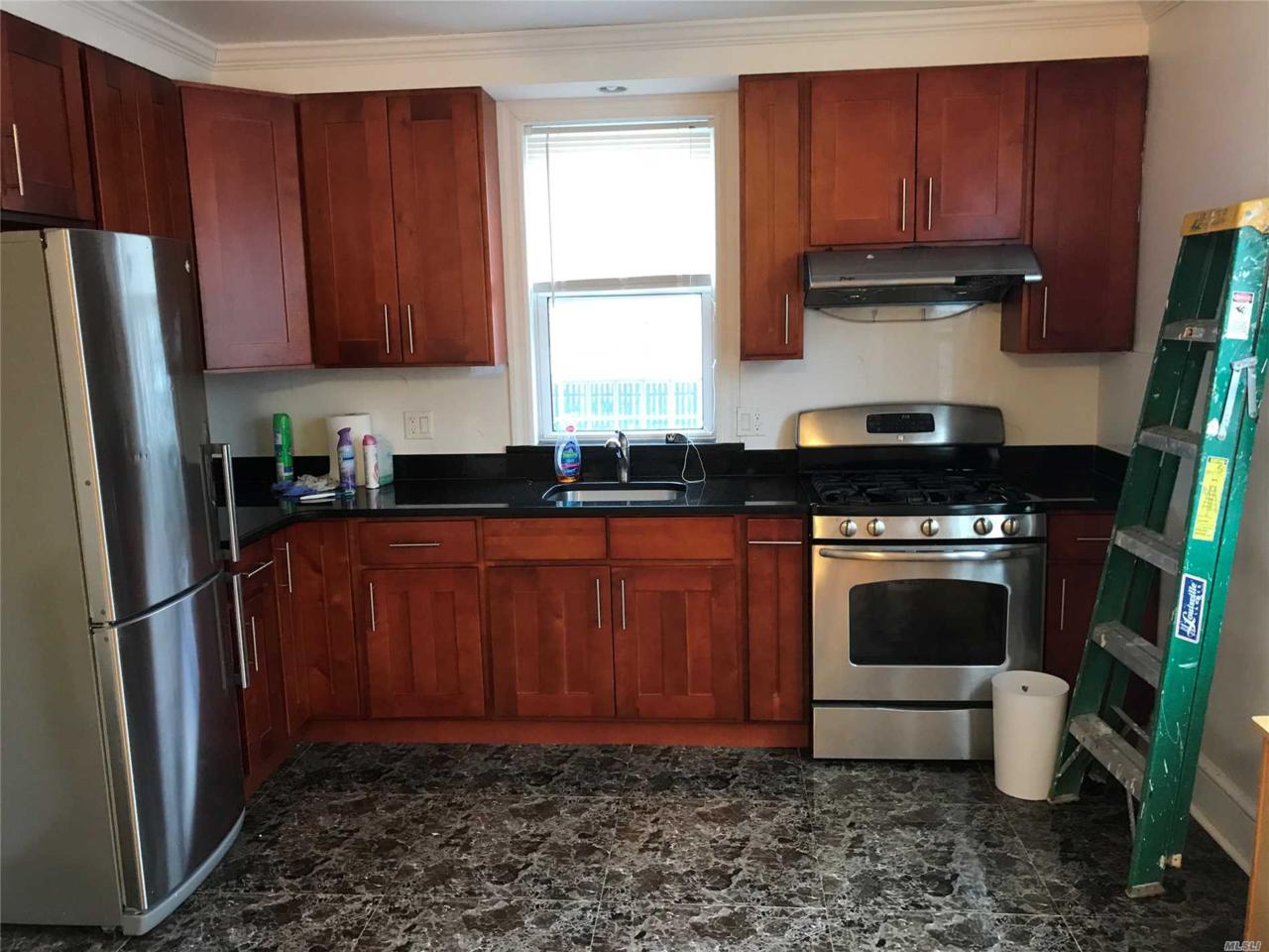 42-18 161st - Photo 1