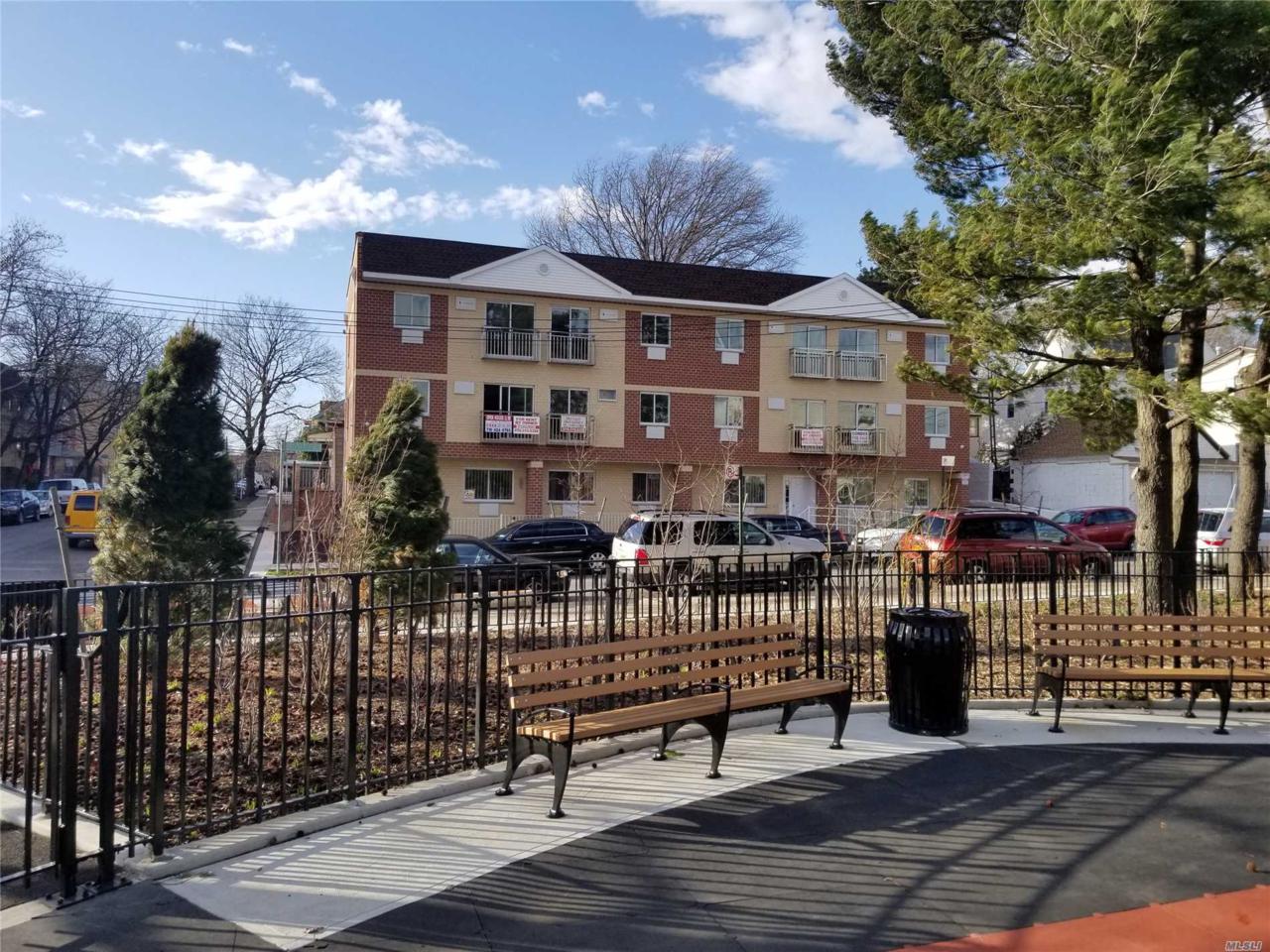 101-09 Radcliff Avenue - Photo 1