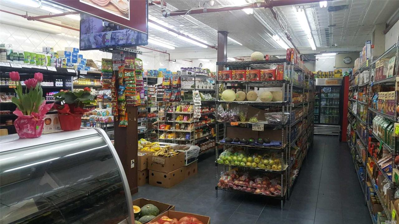 284 Broadway - Photo 1
