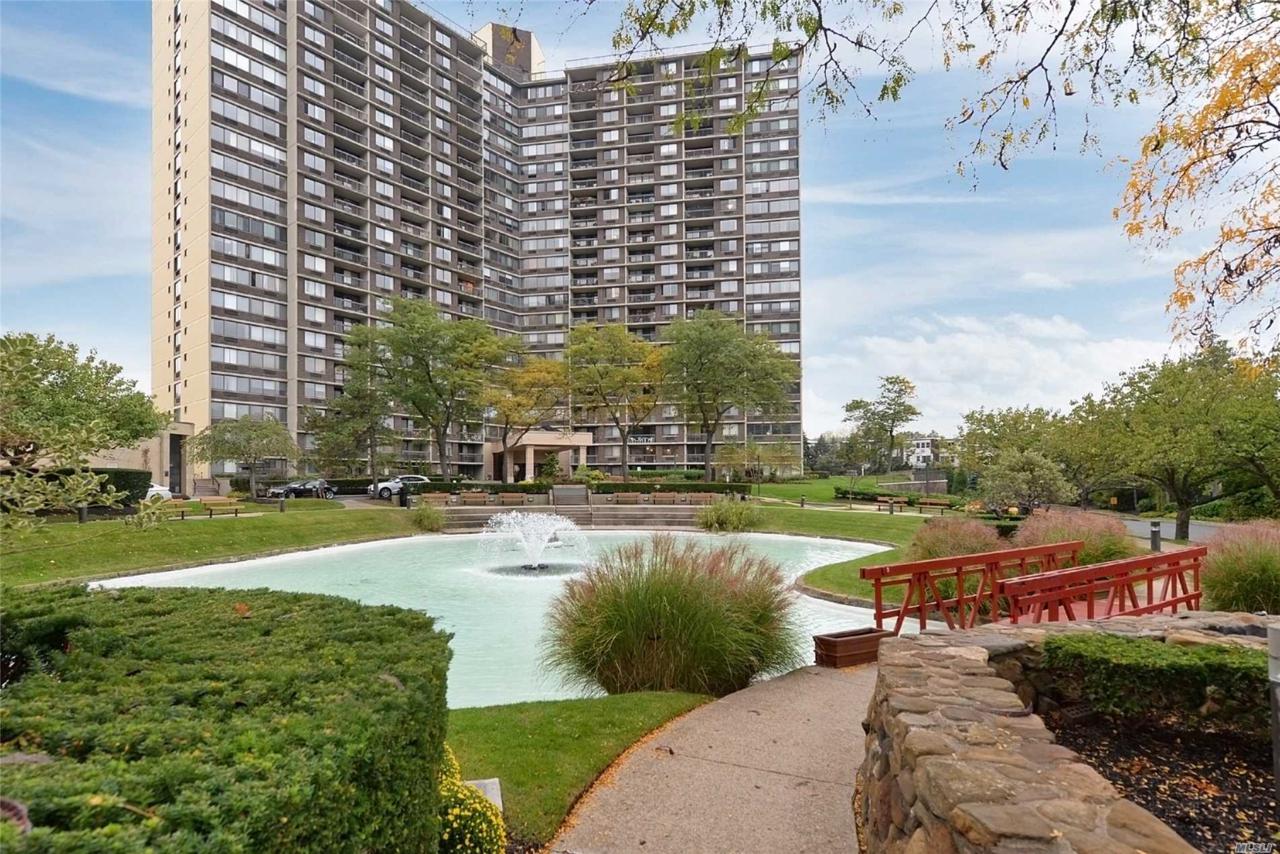 1 Bay Club Dr - Photo 1
