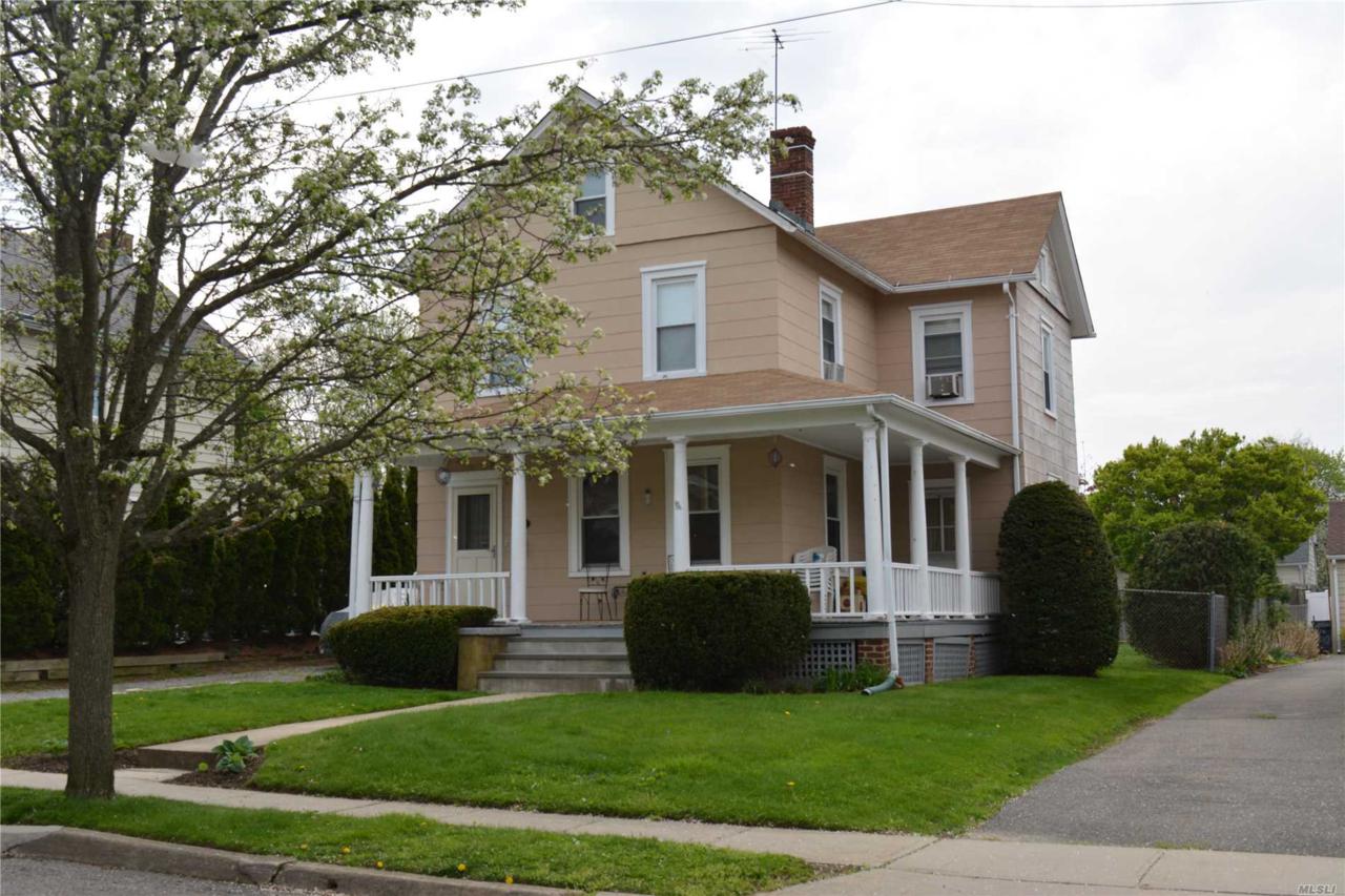 12 Danis Ave - Photo 1