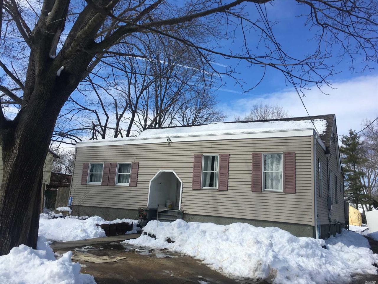 107 Chestnut St - Photo 1