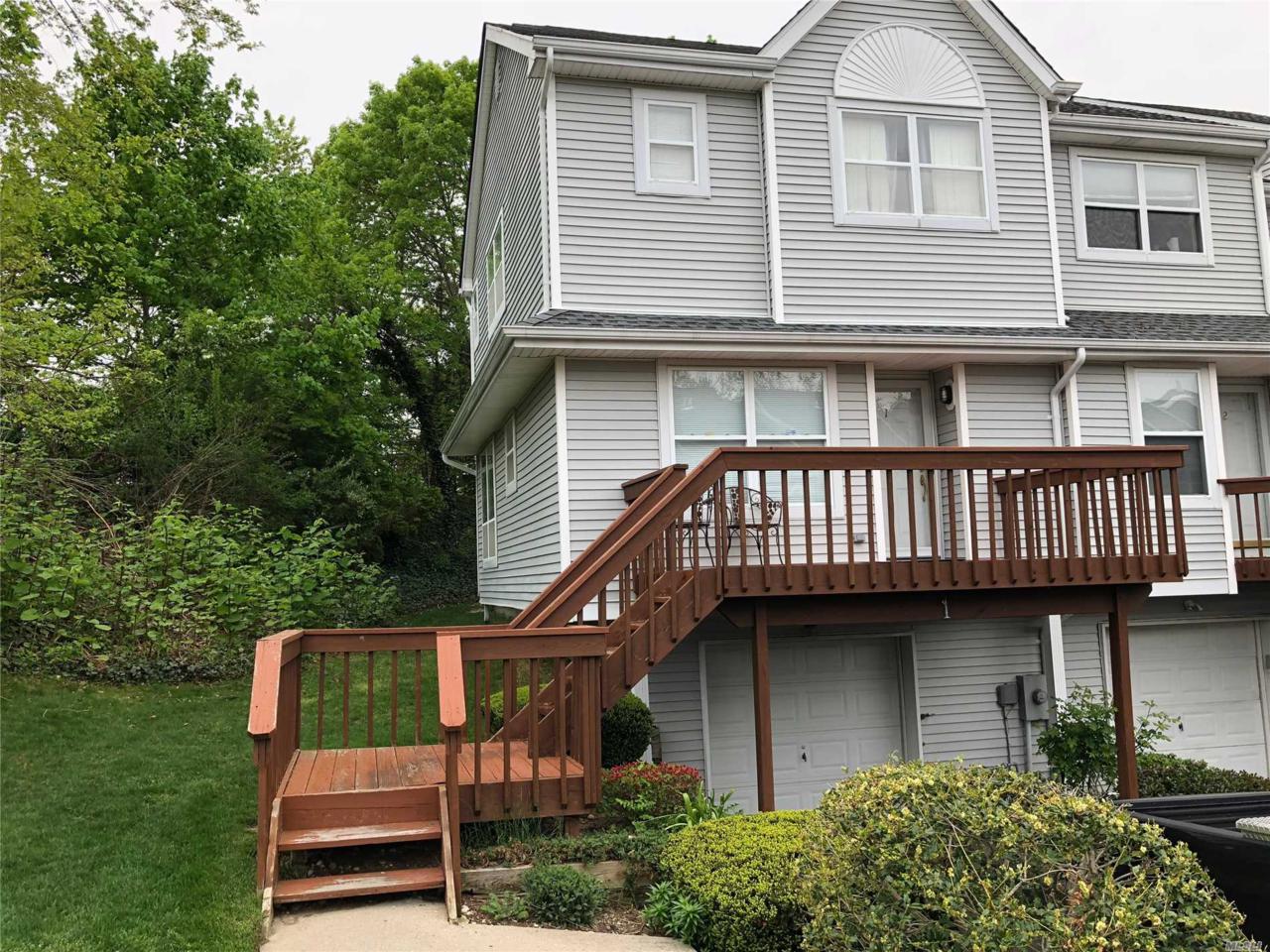 1 Leeward Ln - Photo 1