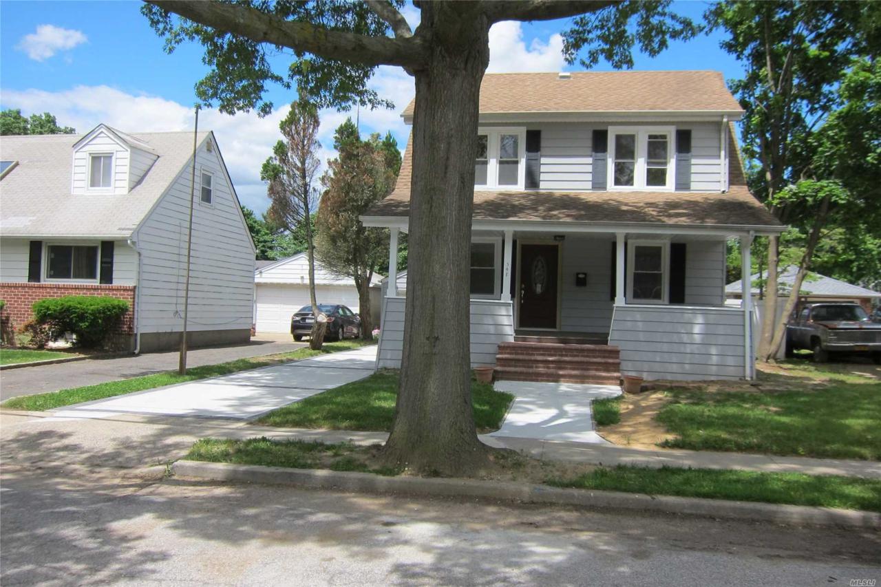 547 Maple St - Photo 1
