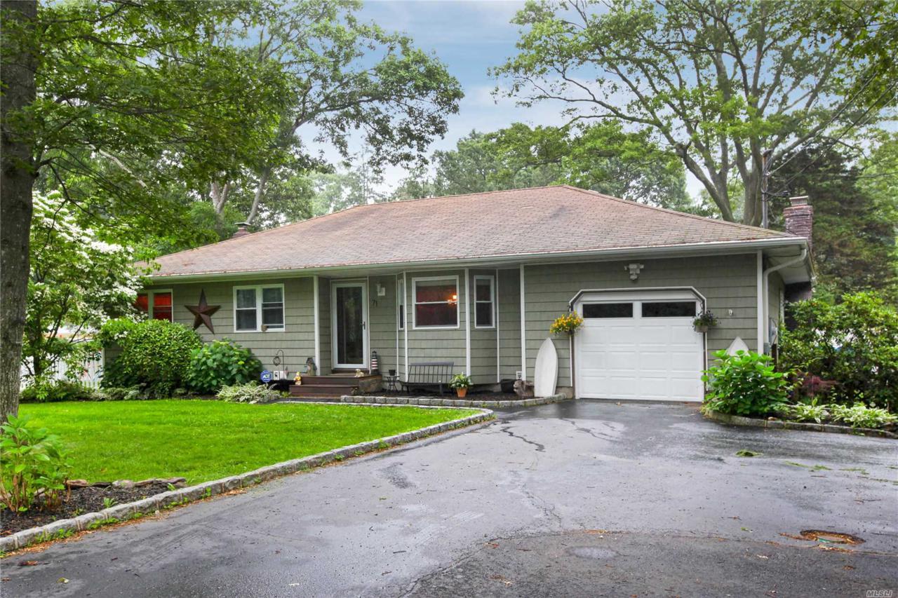 71 Roseland Ln - Photo 1