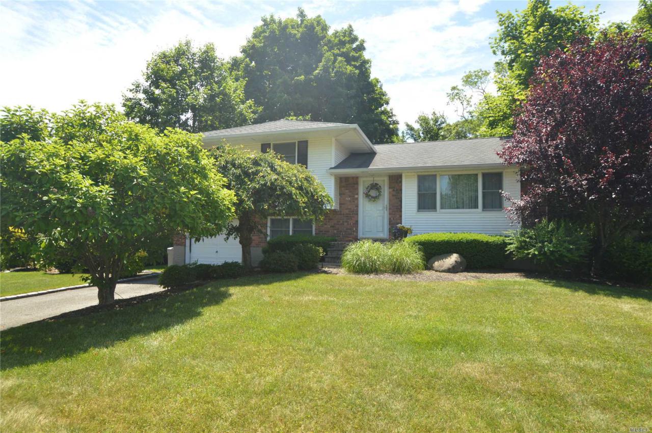 25 Sparton Ln - Photo 1
