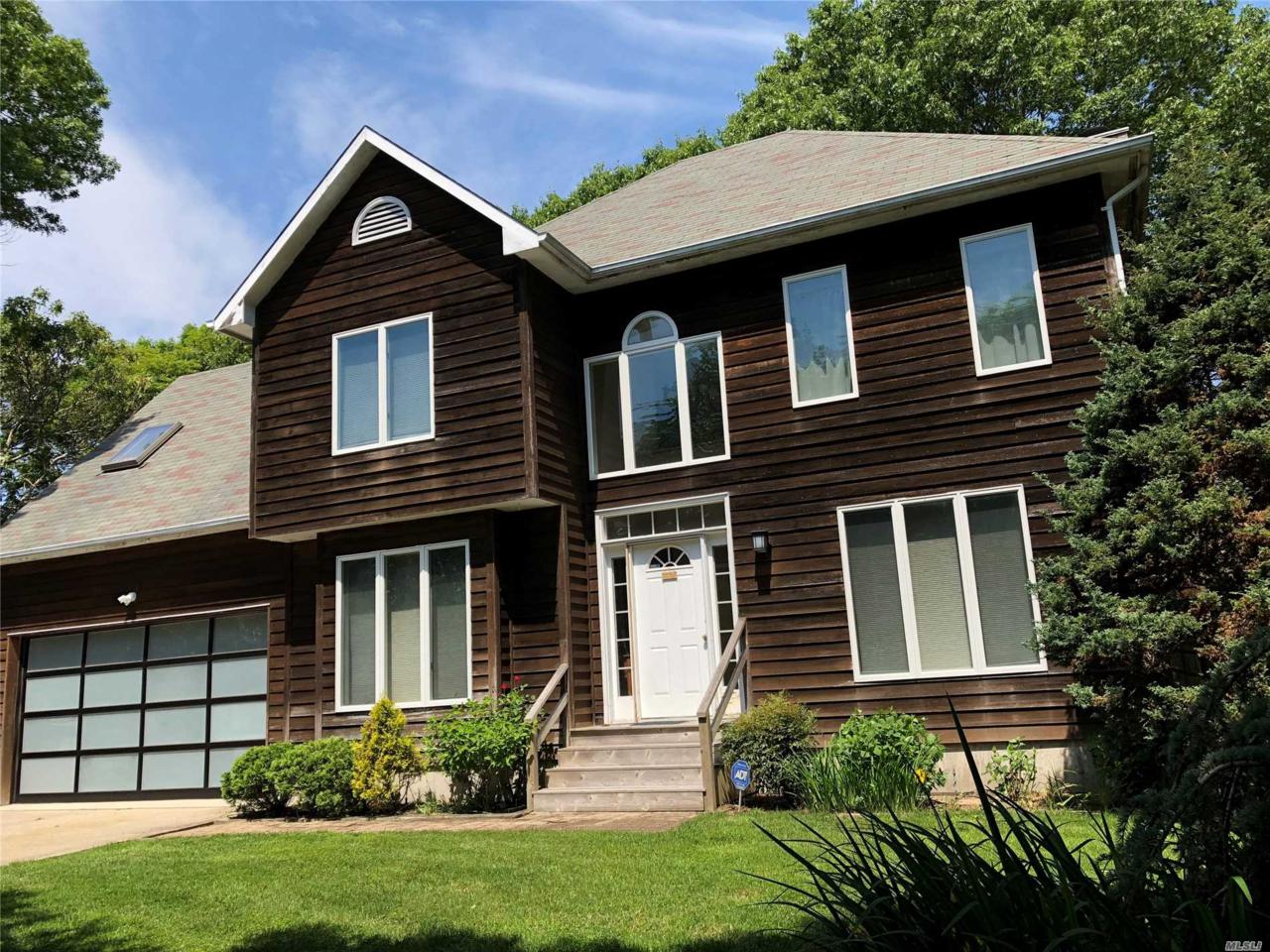 13 Ginny Ln - Photo 1