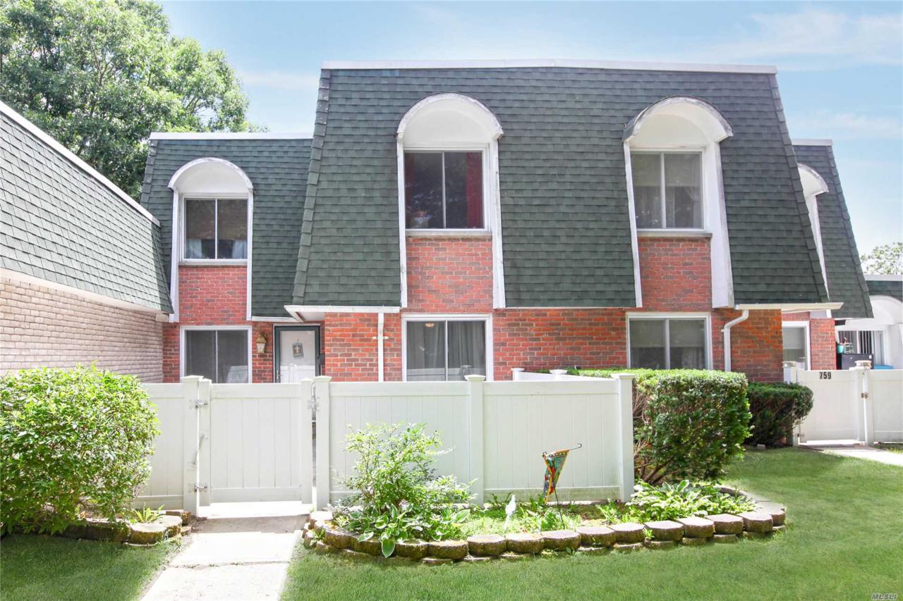761 Blue Ridge Dr - Photo 1