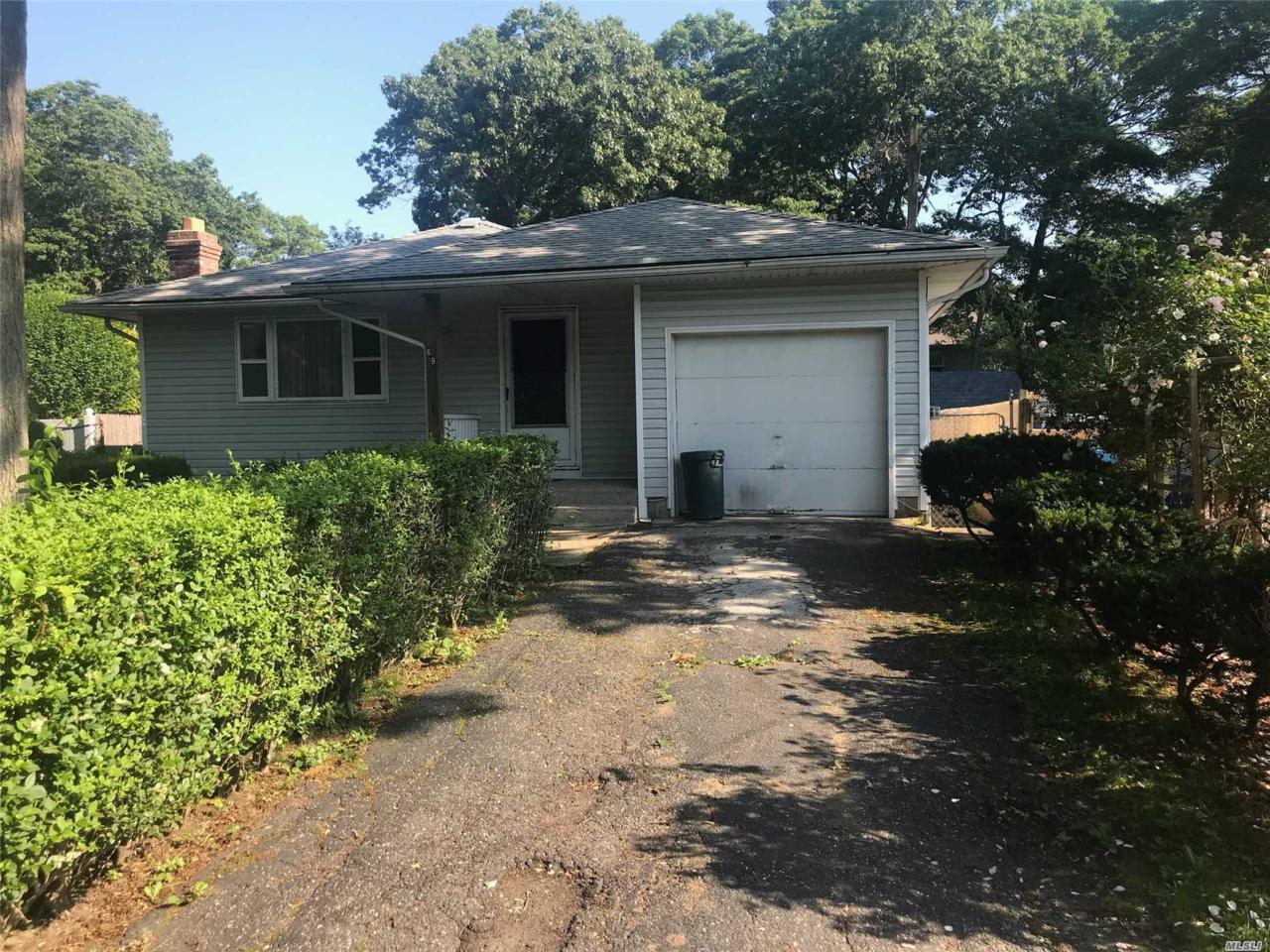 69 Neptune Ave - Photo 1