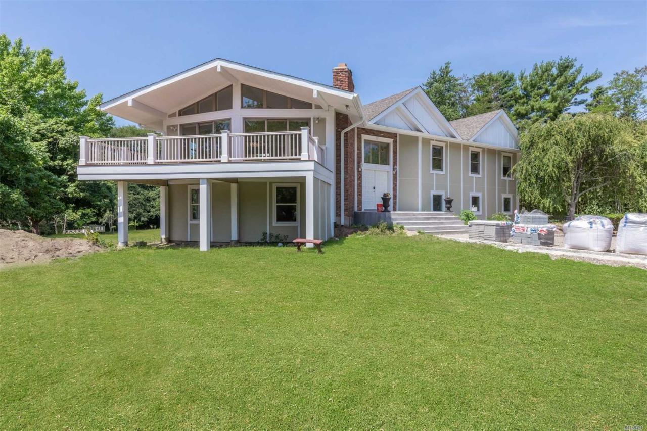 8 Mooring Dr - Photo 1