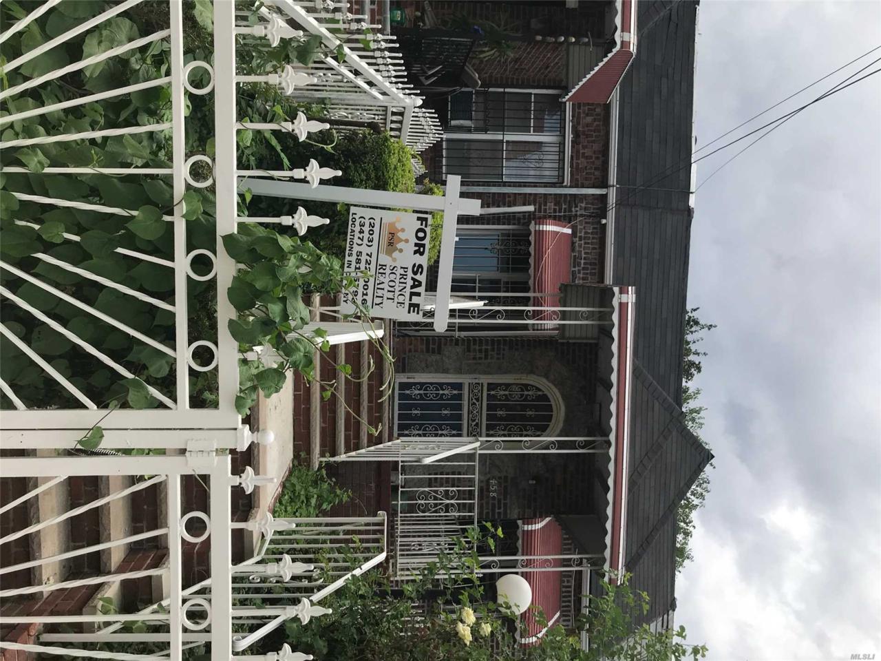 458 38th St - Photo 1