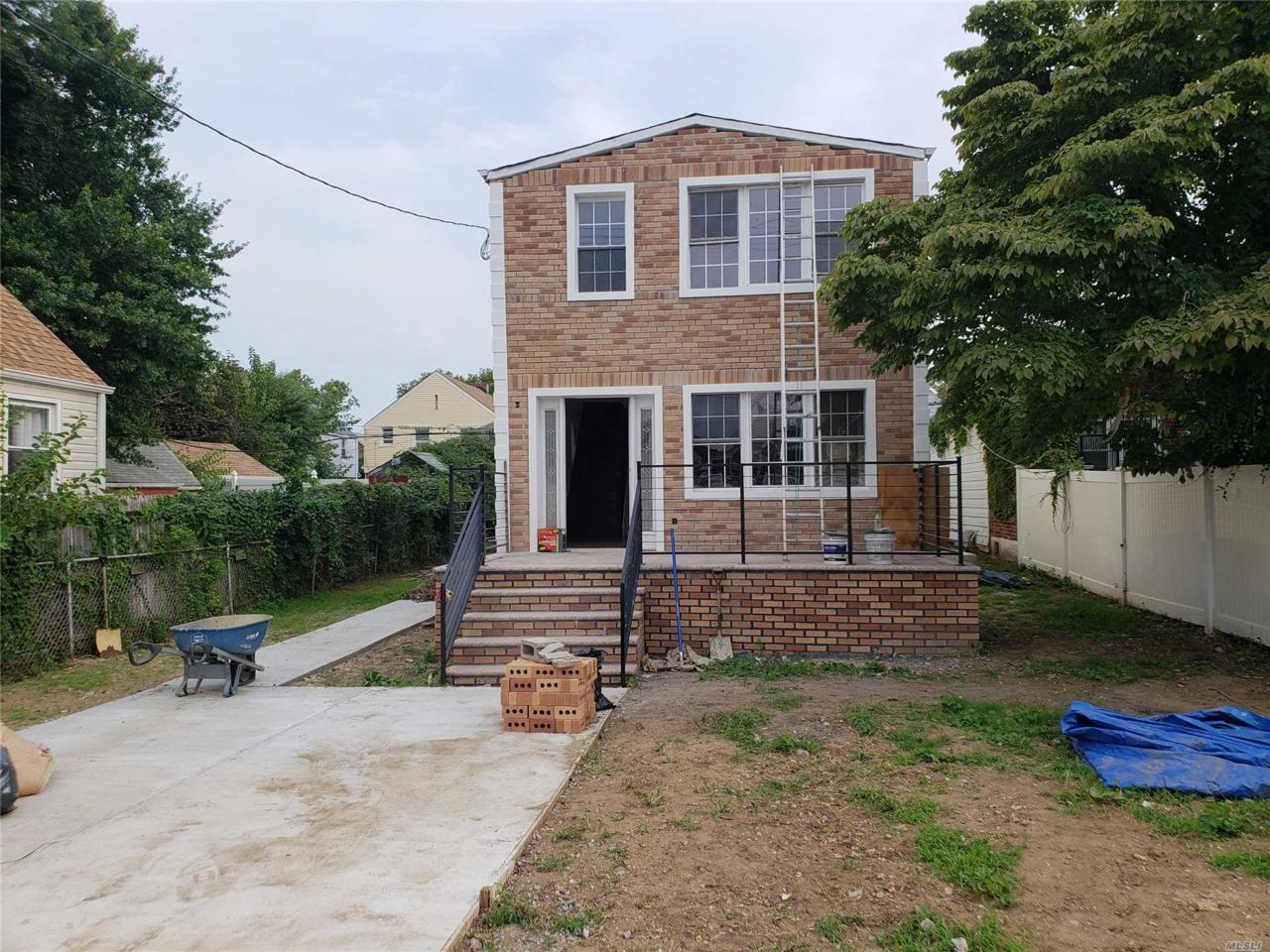 221-16 113th Ave - Photo 1