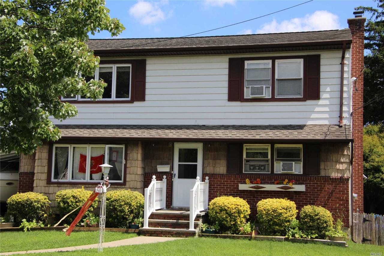 261 Oakview Ave - Photo 1