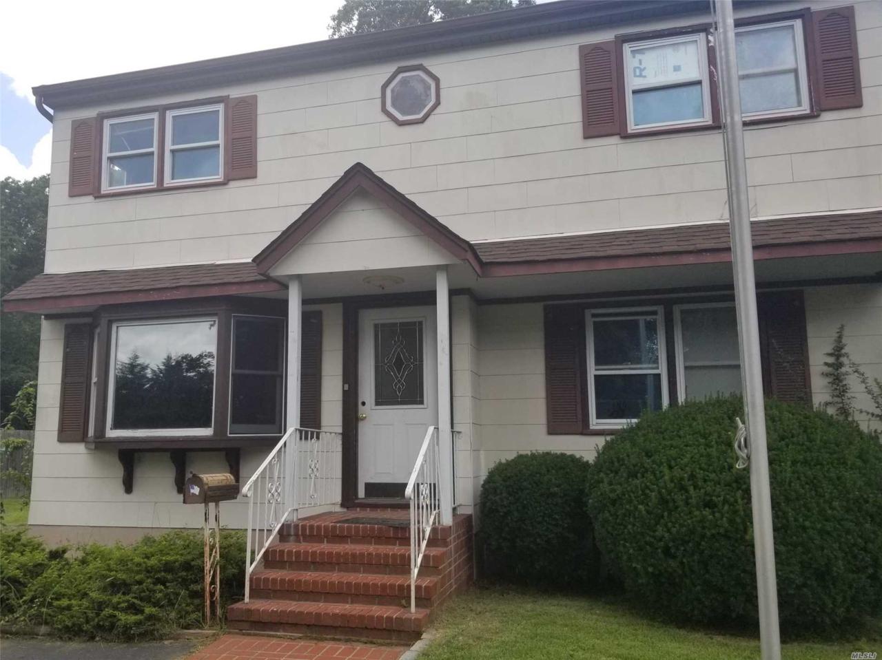 63 Haynes Ave - Photo 1