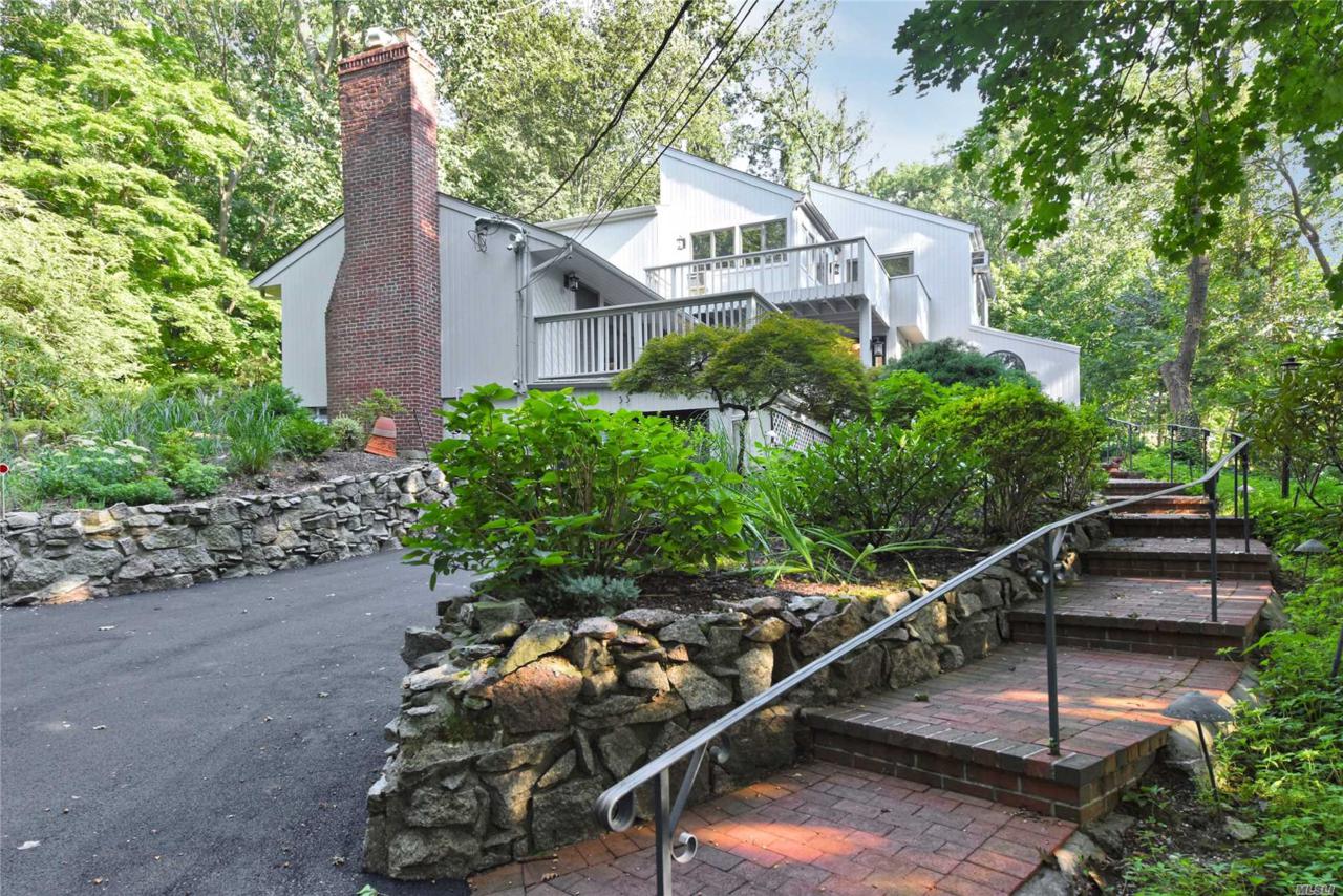 33 Bayside Ave - Photo 1