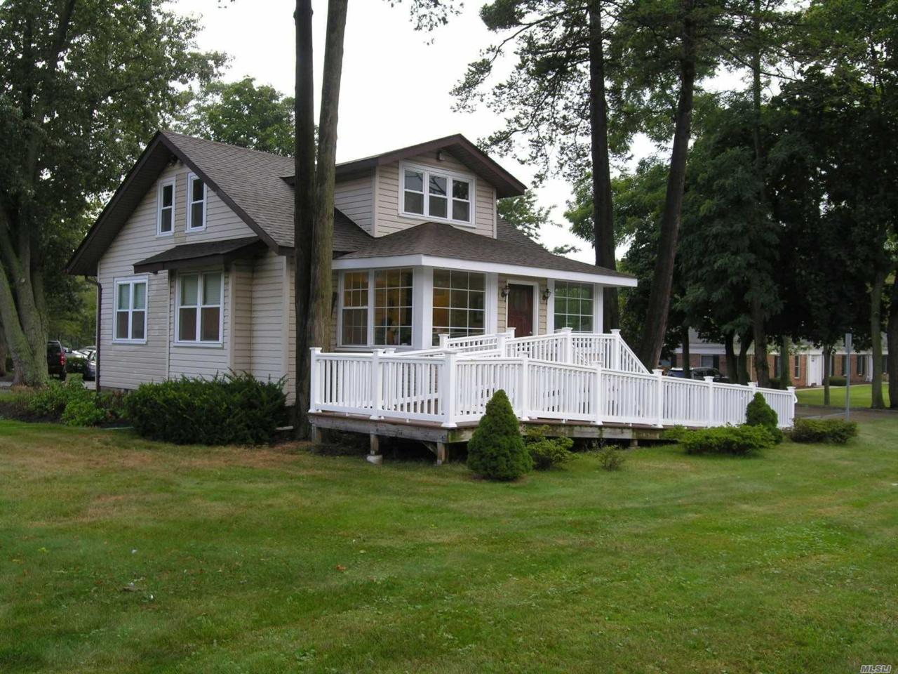 314 Main St - Photo 1