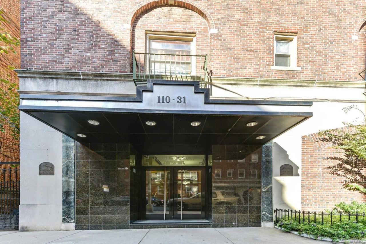 110-31 73 Rd - Photo 1