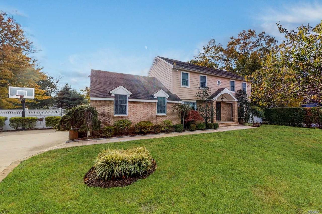 324 Great River Rd - Photo 1