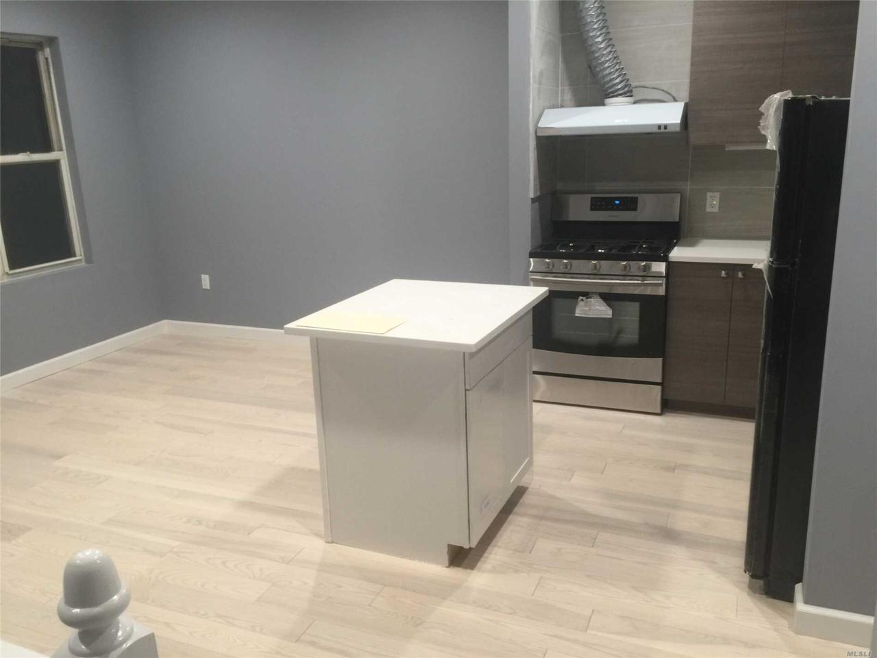 25-22 37th St - Photo 1