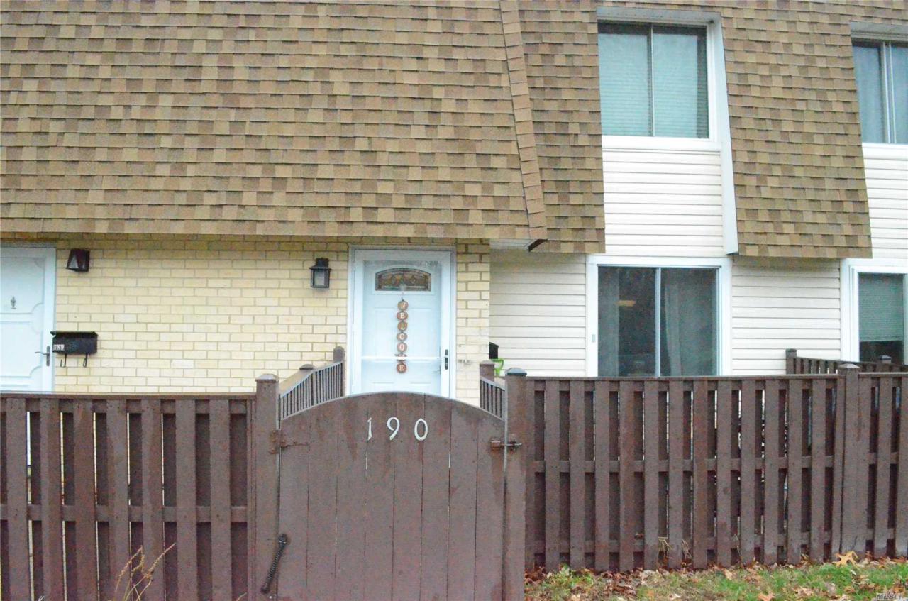 190 Cambridge Dr - Photo 1