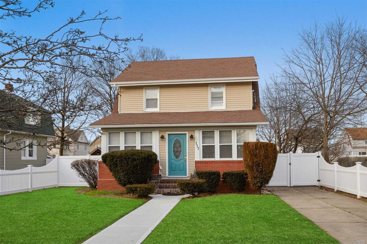 117 Lillian Ave - Photo 1