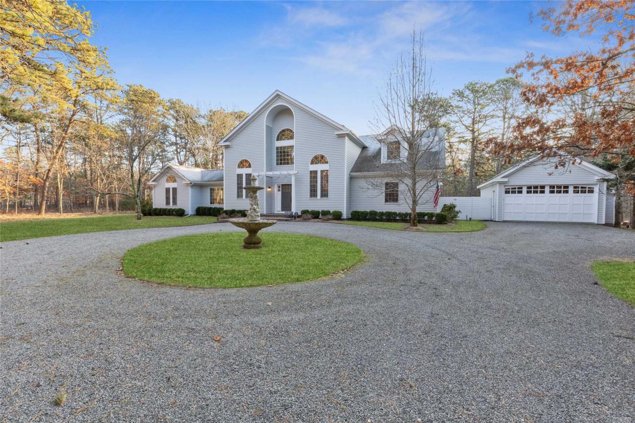 2 Deer Haven Ct - Photo 1