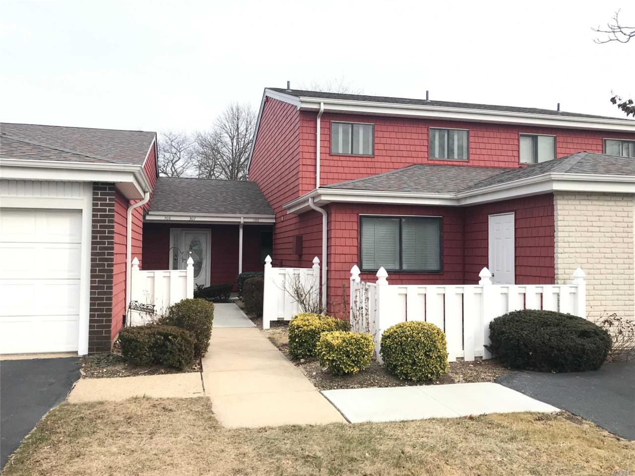 306 Drew Dr - Photo 1