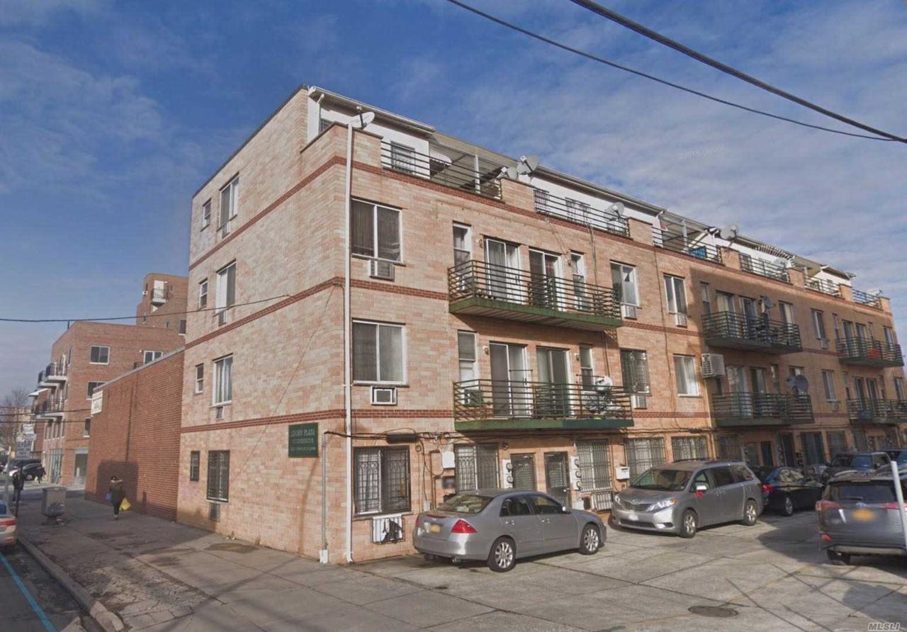 3205 Linden Pl - Photo 1