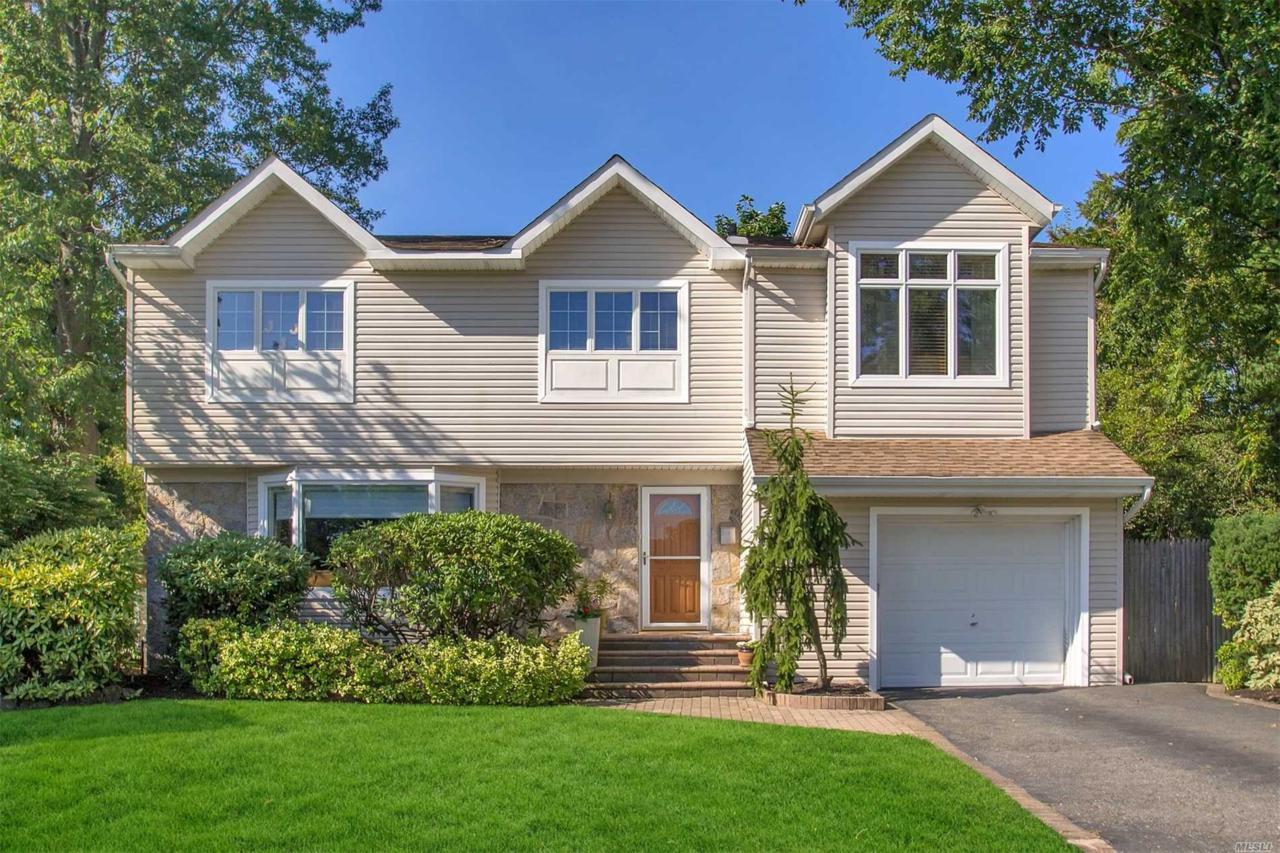 110 Manhattan Ct - Photo 1