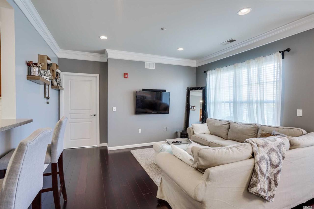 1125 Kirkland Ct - Photo 1