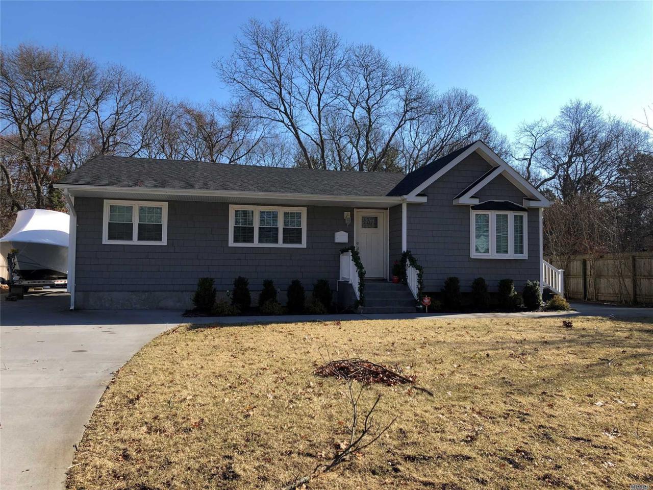 18 Indian Head Dr - Photo 1