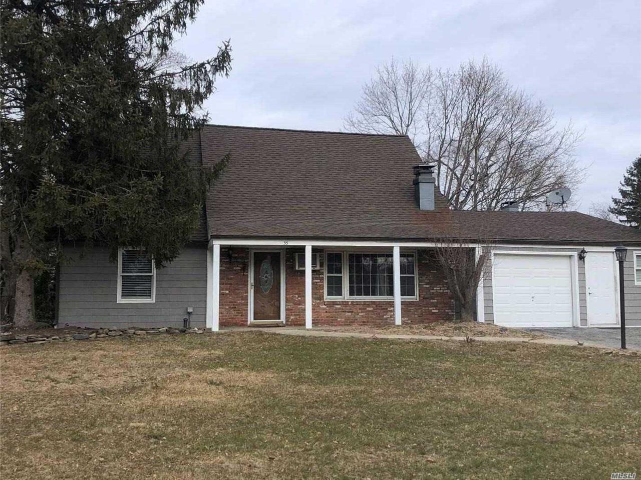 35 Millbrook Dr - Photo 1