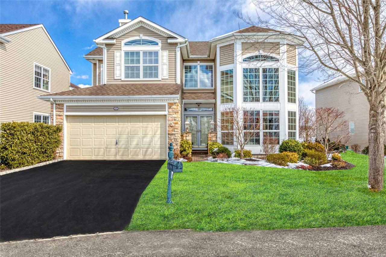 145 Hamlet Dr - Photo 1