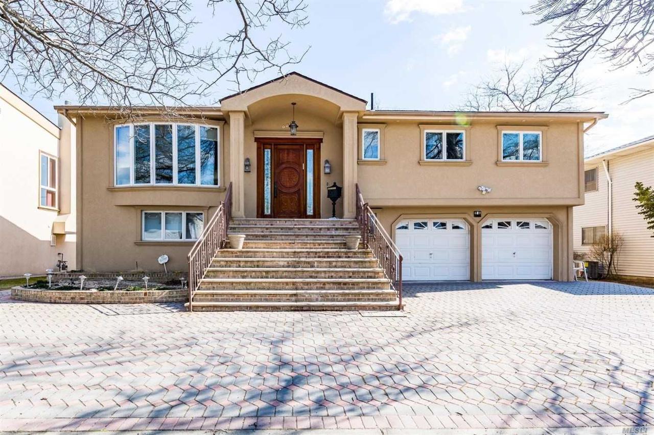 639 Golf Dr - Photo 1