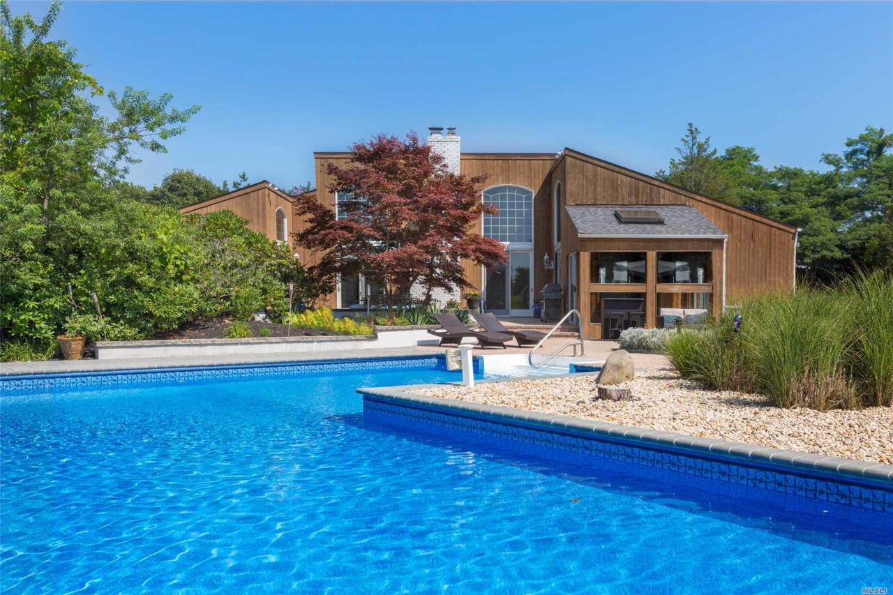 25 Meadow Ln - Photo 1