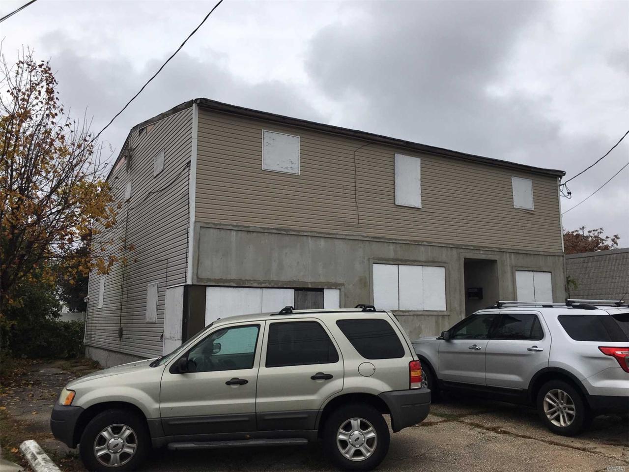 437 Sunrise Hwy - Photo 1